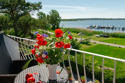 Appartement Luv mit Seeblick und Balkon (L)