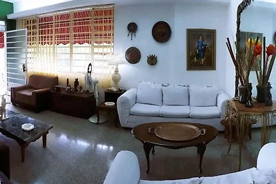 KC Yinni Appartement 1