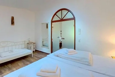 04 Ferienwohnung am Seliner See mit Terrasse