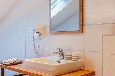 Doppelzimmer 8
