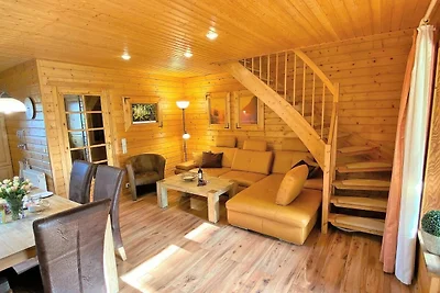 HAS-26 - Holzferienhaus am Waldrand mit Terra...