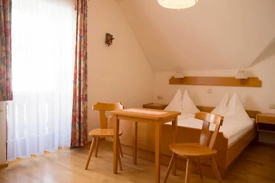 Doppelbettzimmer