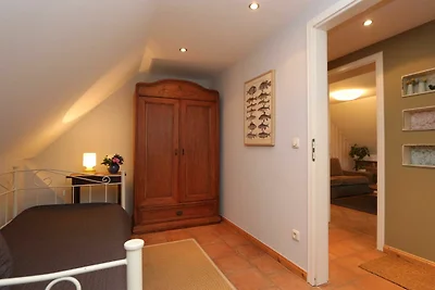 Fewo 2, 1. Obergeschoss, mit Kamin, 3 Zimmer,...