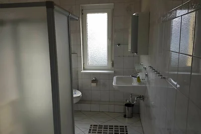 Ferienwohnung (Parterre 3-Raum)