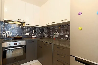 Apartment 425