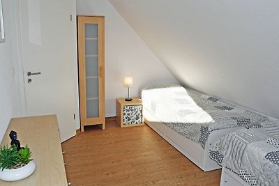 Ferienwohnung Rapsblüte mit Kamin und Balkon