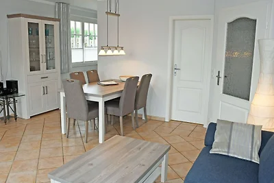 Ferienwohnung EG 2 mit Terrasse und...