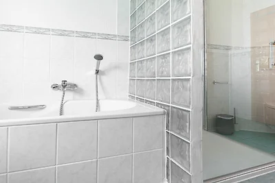 Fewo Erde mit Terrasse und Bio-Kamin