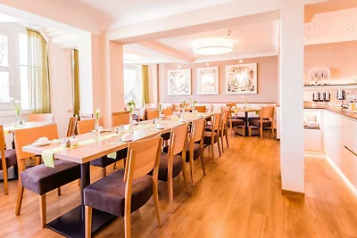 Einzelzimmer Premium Hofseite
