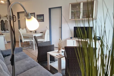 A9: Seeblick 2-Raum-Fewo (34m², max. 3 Pers.)