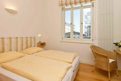 Villa Artemis, 03 Theben