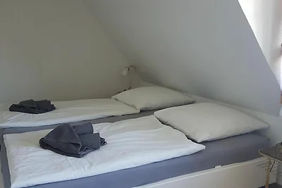 Hochstieg 32, Gonska, Haushälfte*