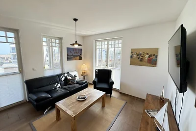 Wohnung 02 mit Kamin & Terrasse