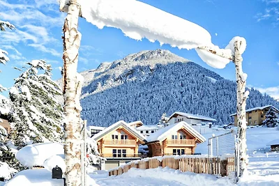 Yellowstone Lodge