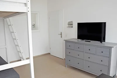 02 Ferienwohnung Ida mit Balkon und Strandkor...