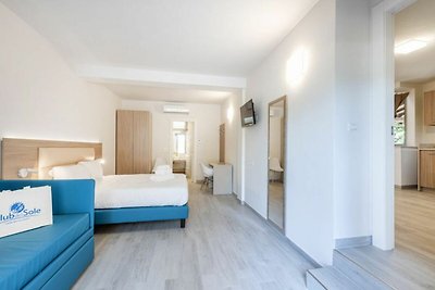 Ferienanlage Desenzano Glam Village - Bilo Co...