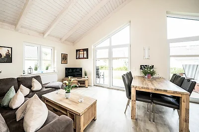 DAG-880 - Geschmackvolles Ferienhaus mit Saun...