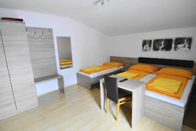 Ferienwohnung Lonza