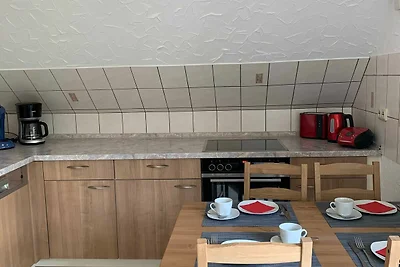 2 Schlafzimmer, Küche, Wohnzimmer, Bad,...
