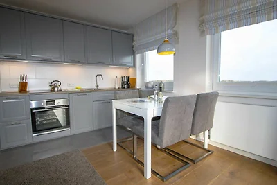 Haus Atair, Strandgut