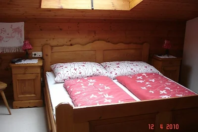 Falkenwohnung mit Balkon, sehr gemütlich !