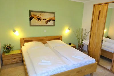 Meerjungfrau, Parkstrasse 20 WE 02