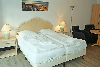 16 schöne 1-Raum-Fewo, Strandlage mit Balkon