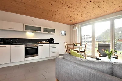 Ferienwohnung B&S links mit Terrasse und...