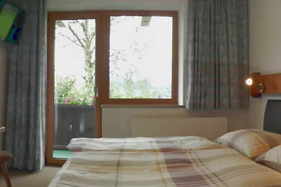 Doppelzimmer mit DU/WC,TV, teilw.Balkon