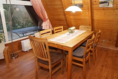 Zeltdachhaus