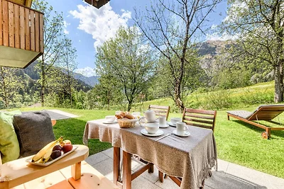 Chalet Fensterlewand