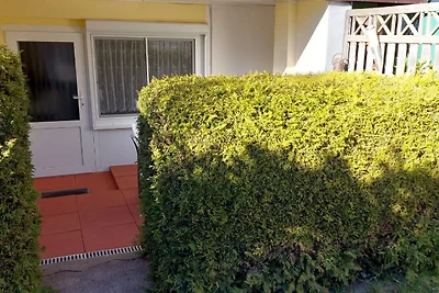 Appartement mit Terrasse im Souterain