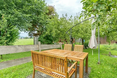 Ferienwohnung mit Parkplatz, Garten und...
