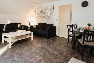 FW 1 mit 2 Schlafzimmern & Balkon