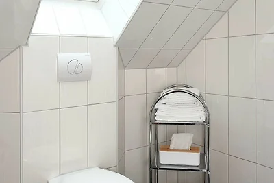 Apartment 18