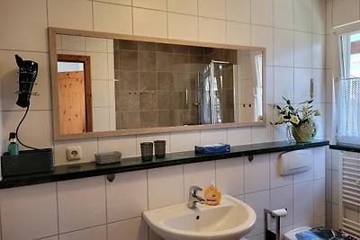 Kleines Ferienhaus mit Kamin