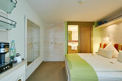 Doppelzimmer zur Inselseite