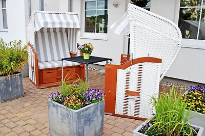 02 Ferienwohnung Greta mit Terrasse und Stran...