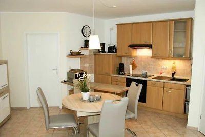 (182) 3- Raum- Appartement-Cubanzestrasse 28