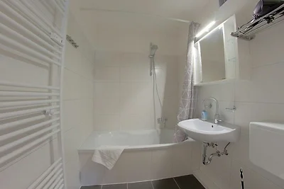 Apartment 560
