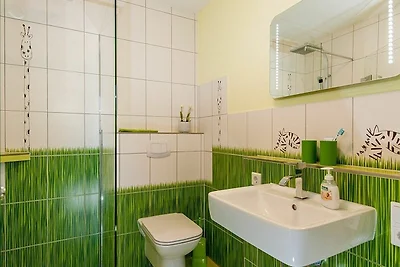 ROB 12 für 4 Personen, ca. 78 qm, Whirlpool