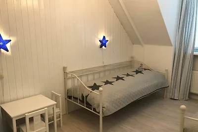 3-Raum FeWo, 85 m², Balkon