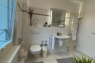 Leescher Bach mit seitlichen Ostseeblick