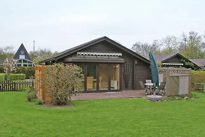 - mit Wintergarten und neuer Küche