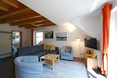 2-Raum-Ferienwohnung, 6 Personen, Balkon, OG...