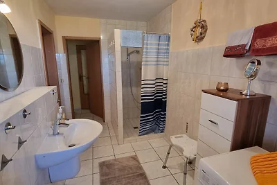 Ferienhaus Schlei-Ruhe in Ulsnis mitten im Na...