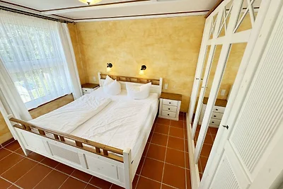 Ferienhaus Thea mit Terrasse