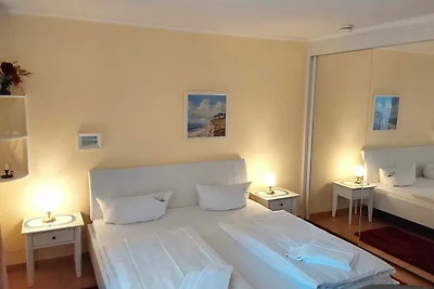 1-Raum (S2) App. 205