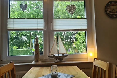 Bungalow mit Terrasse (50m², max 4 Personen)