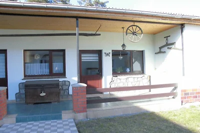 2-Raum-Bungalow mit Terrasse/links (50m², max...